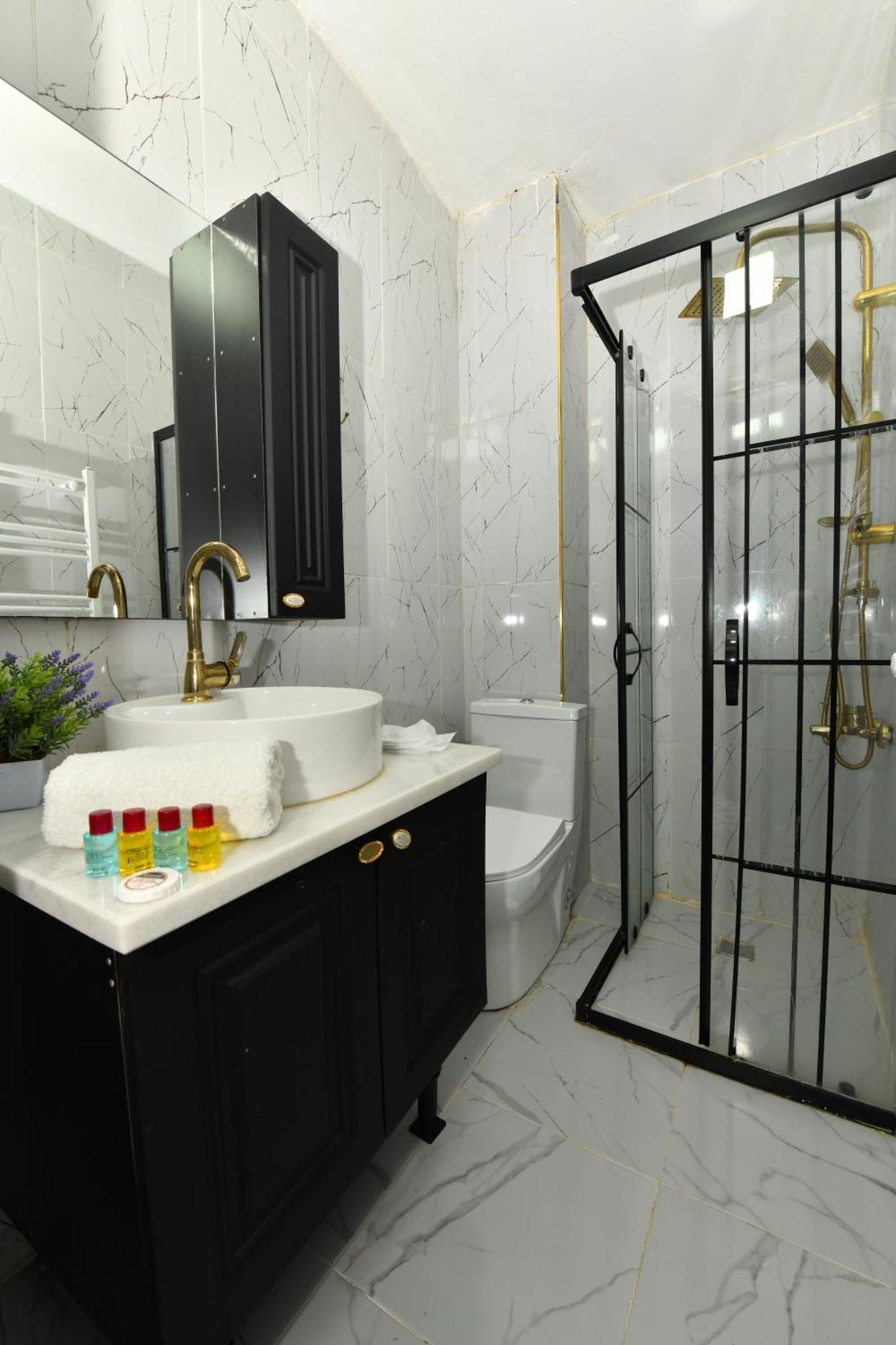 Istanbul Port Hotel Bagian luar foto